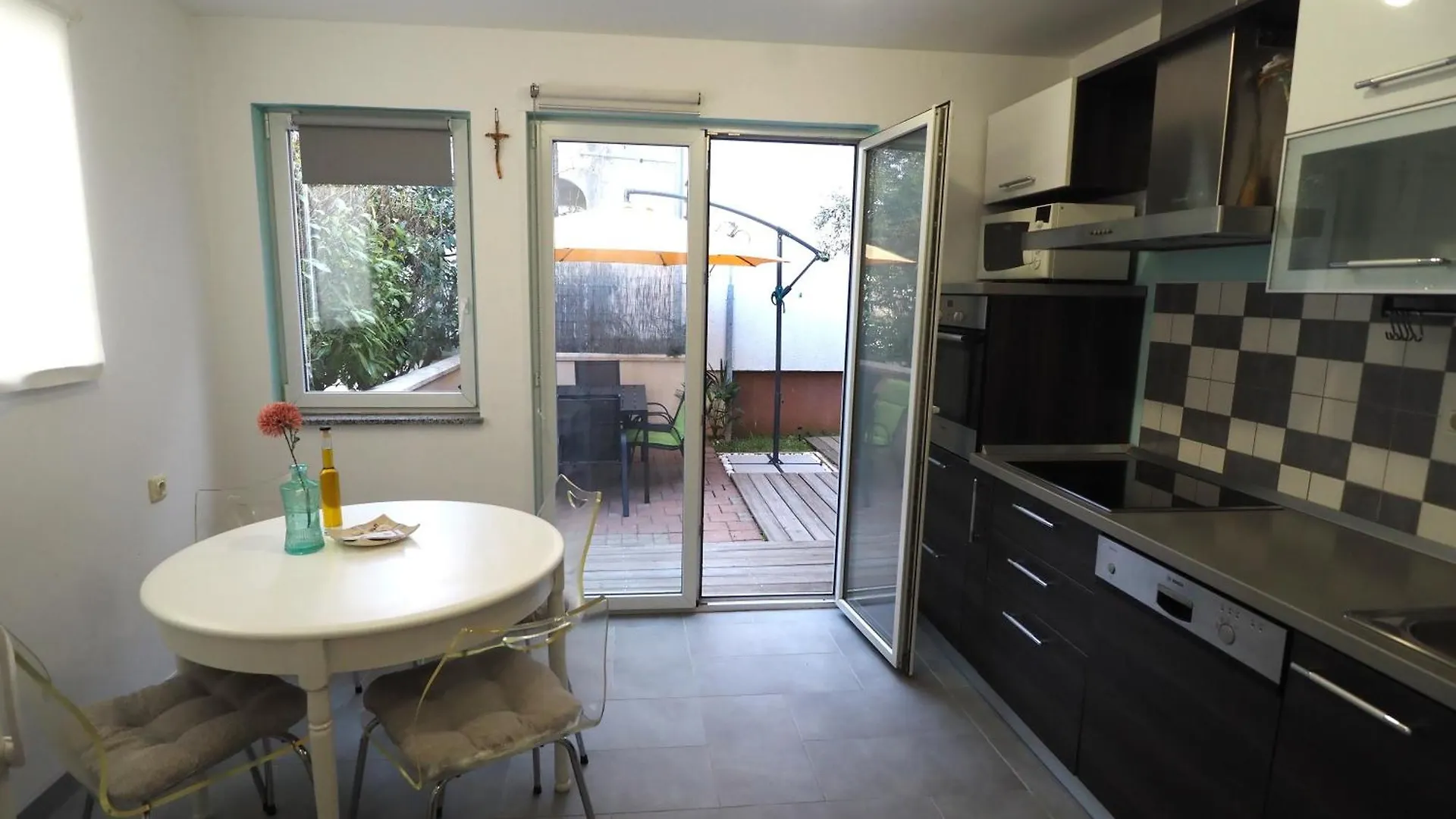 Apartment With Garden In Barbariga