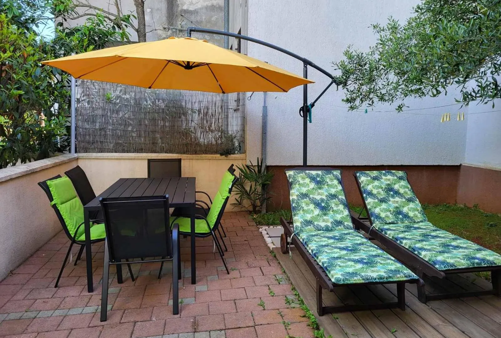 Apartment With Garden In Барбарига 0*,  Хорватия