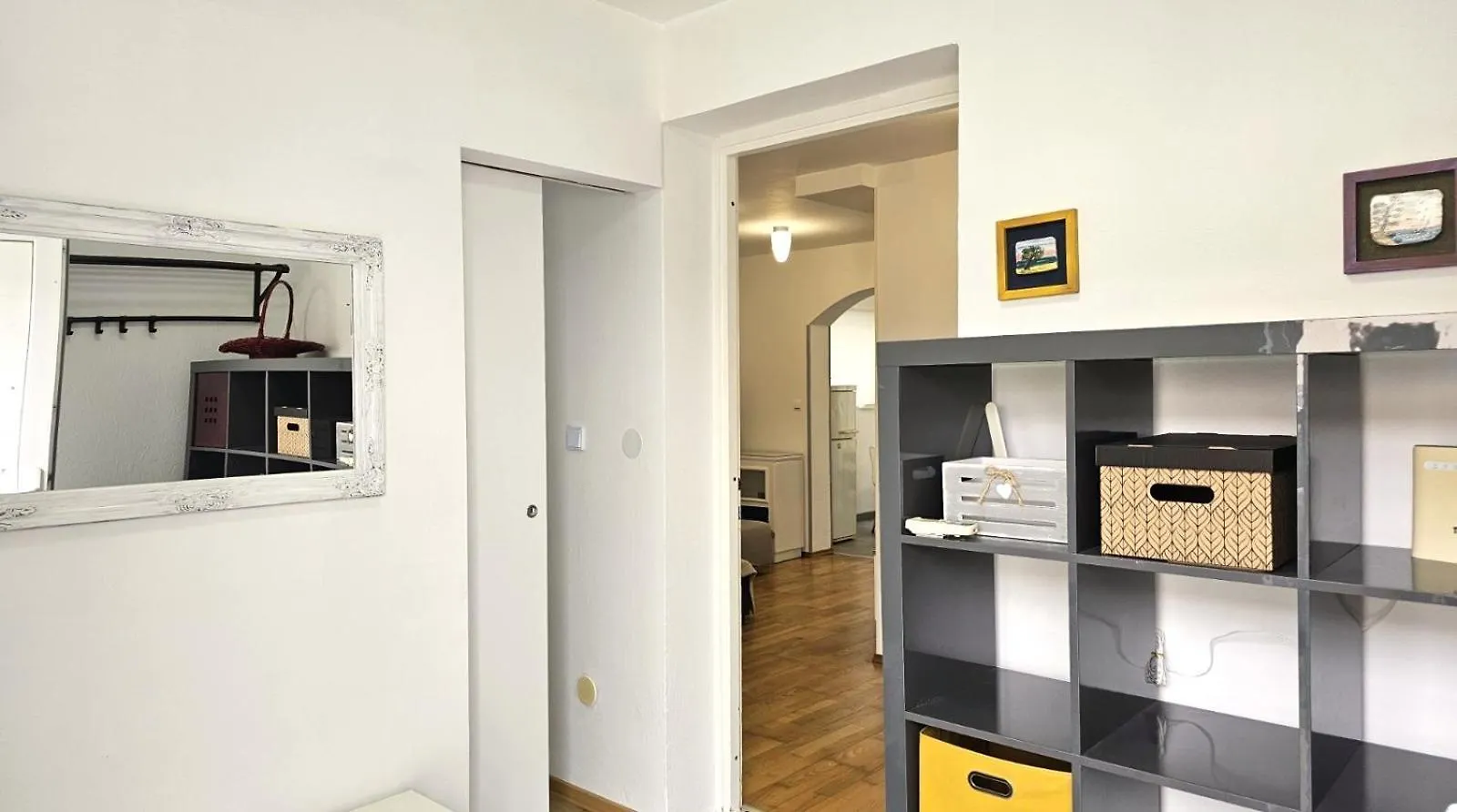 Apartment With Garden In Барбарига 0*,
